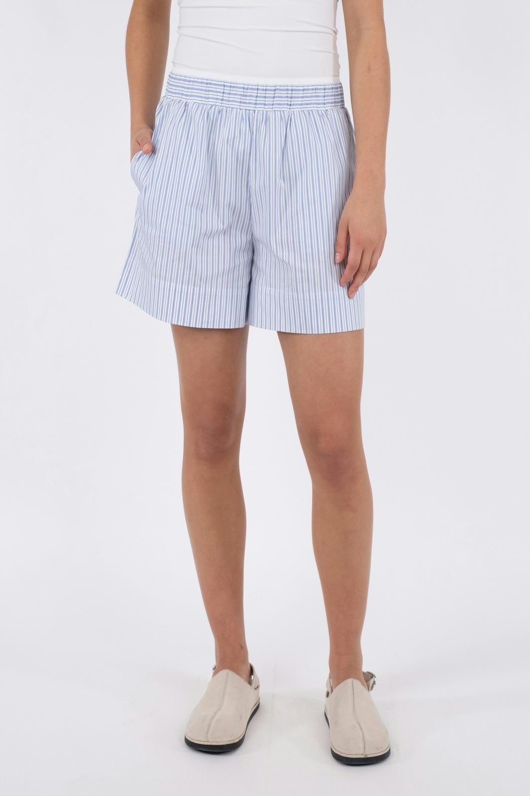 Neo Noir - Shady Stripe Shorts - Light Blue