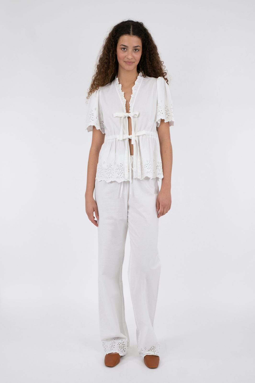 Neo Noir - William Embroidery Pants - White