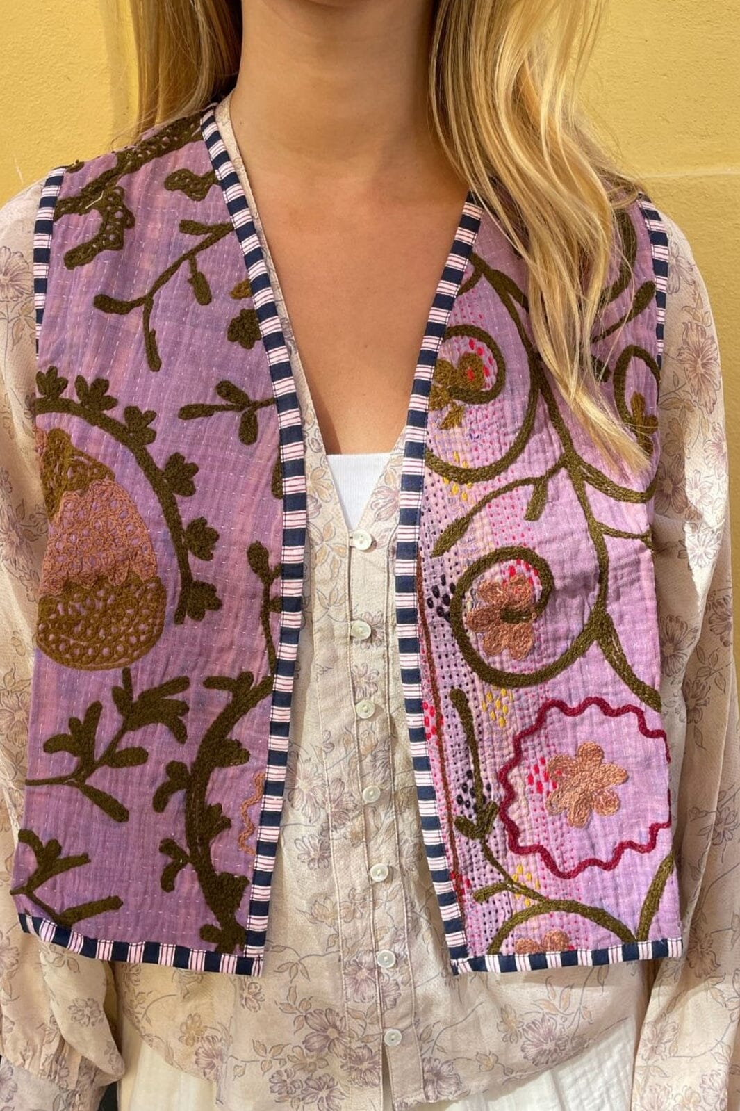 Forudbestilling - Sissel Edelbo - Gro Kantha Suzani Vest - No. 145 Veste 