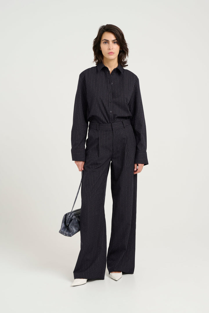 Gestuz - Daciagz Pants 10909855 - 106862 - Dark Navy Pinstripe Bukser 