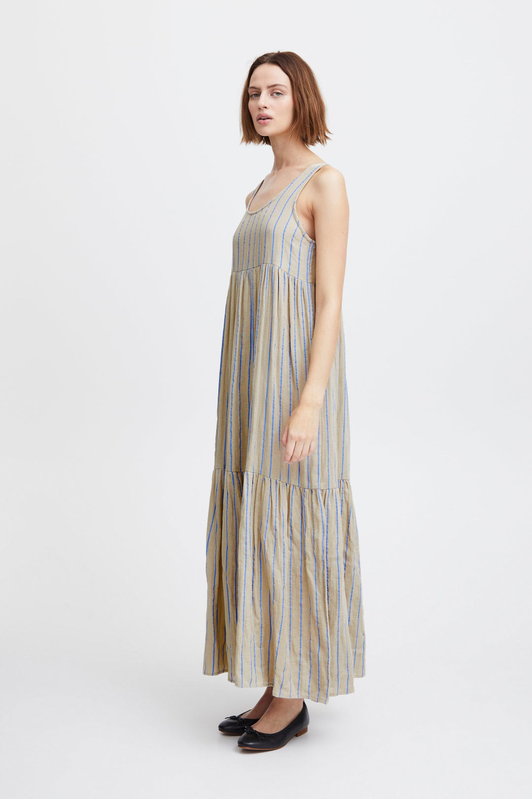 Ichi - Iafoxa Striped Maxi Dr - 203320 Doeskin/Della Blue Stripe Kjoler 