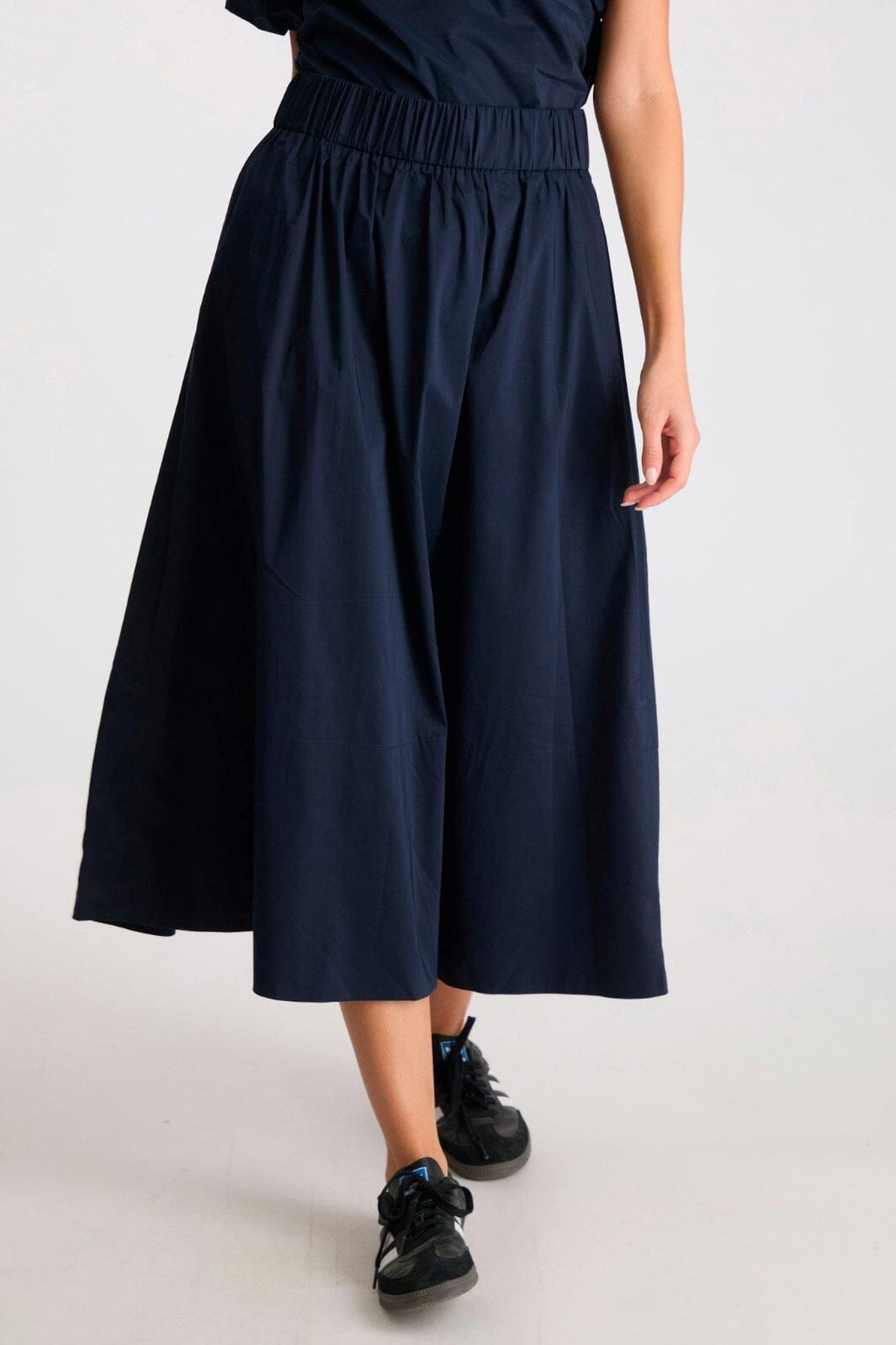 Neo Noir - Yara Poplin Skirt - Navy