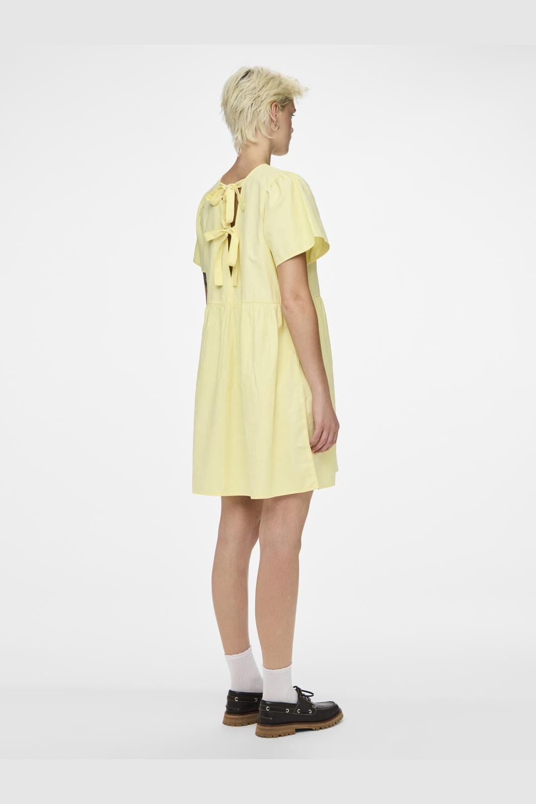 Pieces - Pcula Ss O-Neck Reversible Bow Dress - 4704159 Mellow Yellow