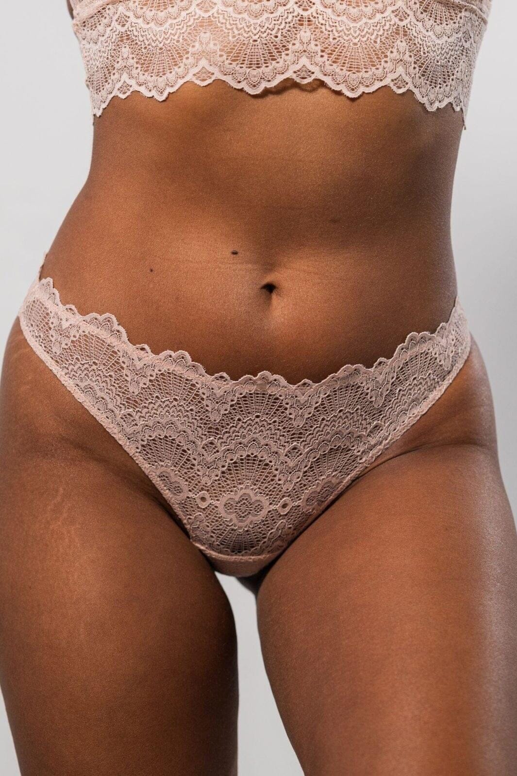 Understatement Underwear - Lace Thong - Nude Underbukser 